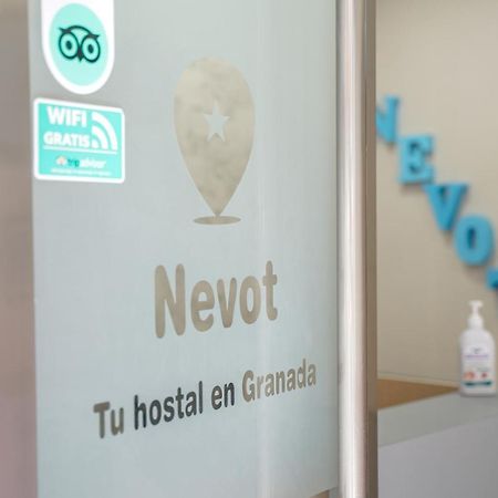 Hostal Nevot Granada Exteriör bild