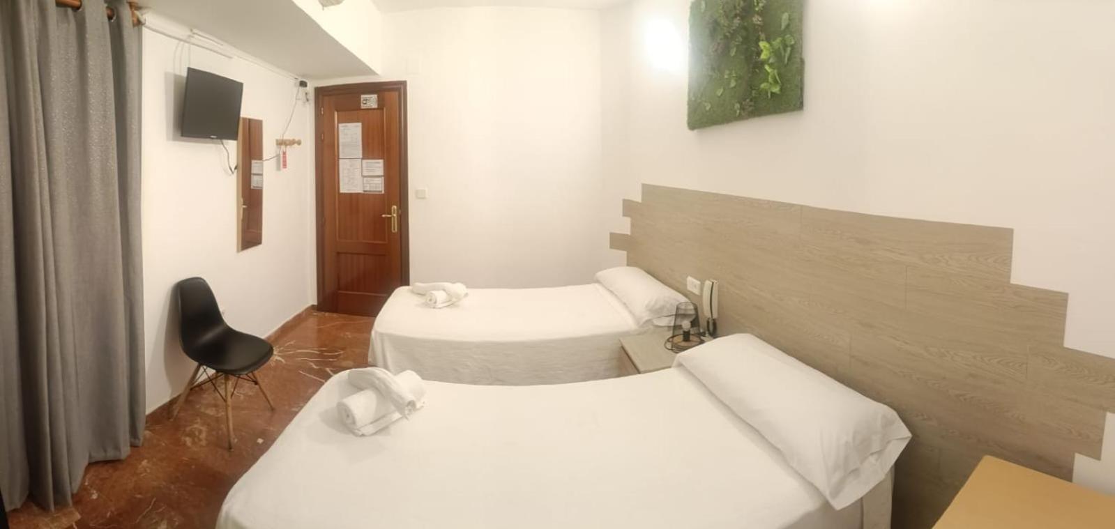 Hostal Nevot Granada Exteriör bild